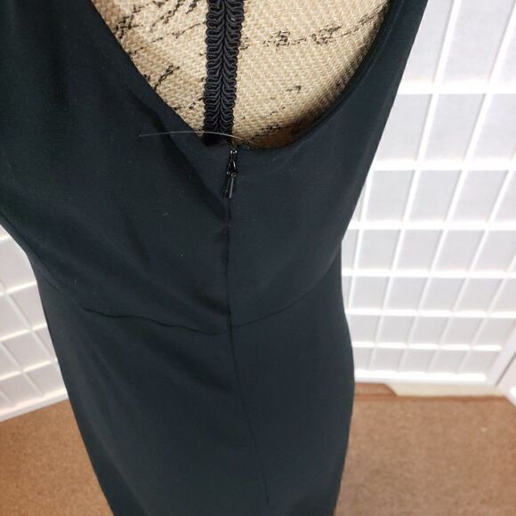 Leith Low V-Neck Beaded Front Black Mini Dress Size Medium - Picture 4 of 6